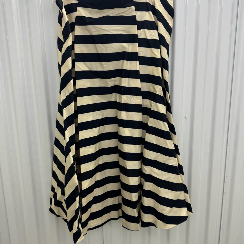 NWT: Navy and Cream Striped skirt